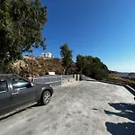 Papa Glinado Naxos