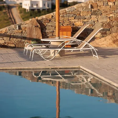 Papa Apartment Glinado Naxos